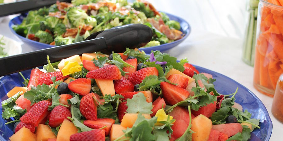 mad bord spise dinner salat frugt grøntsager